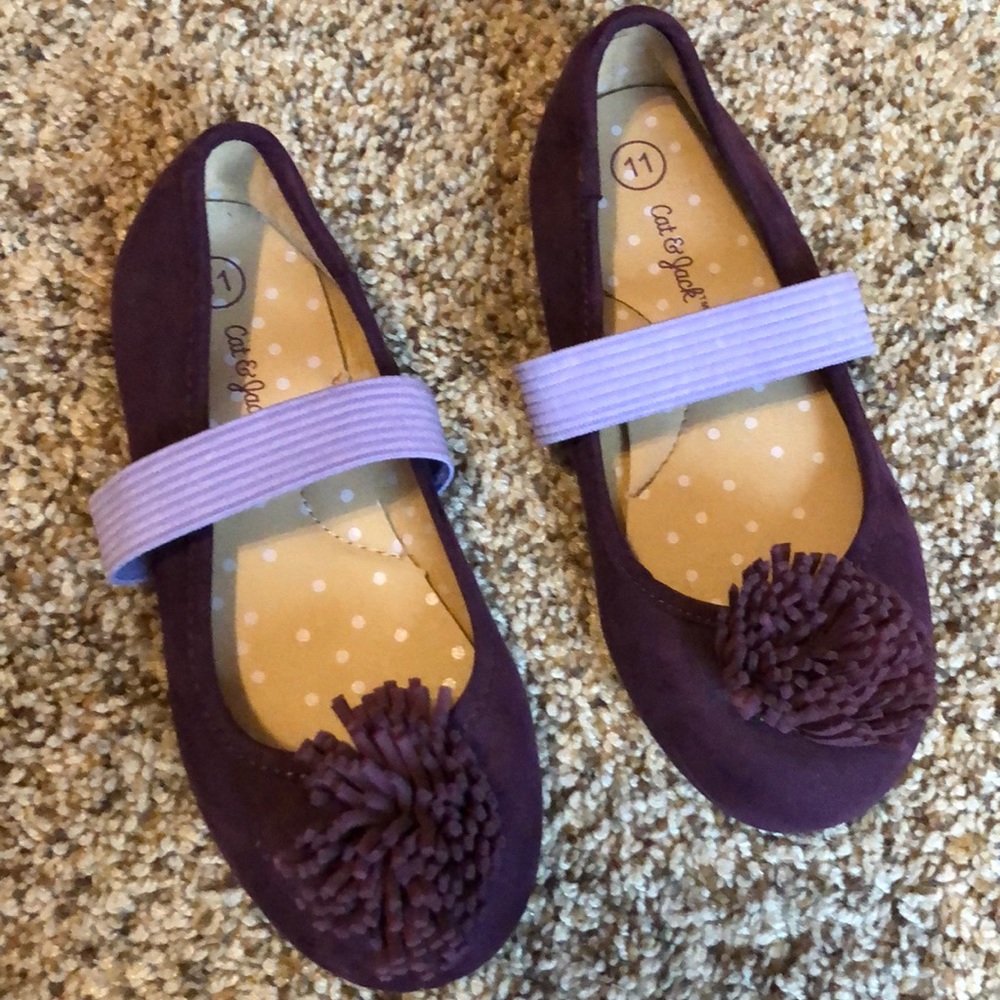 Little girls size 11 purple slip on shoes